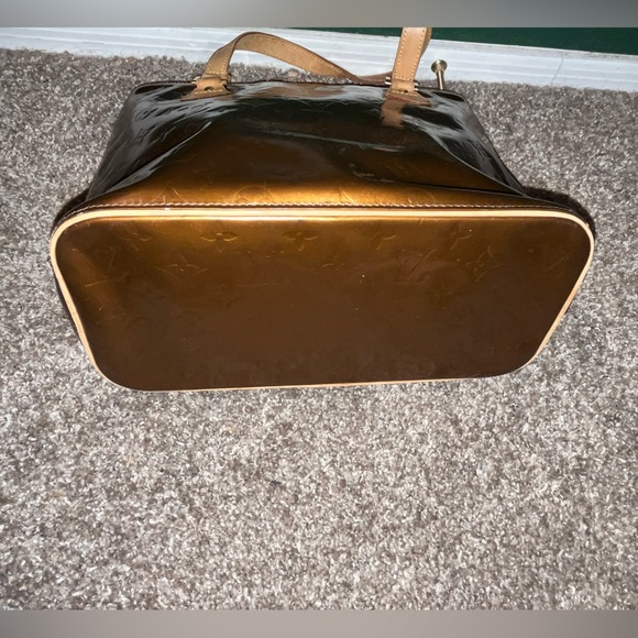 LOUIS VUITTON BRONZE VERNIS AUSTIN - Picture 10 of 14